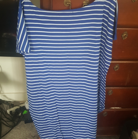 Swim suit cover up - Picture 2 of 2